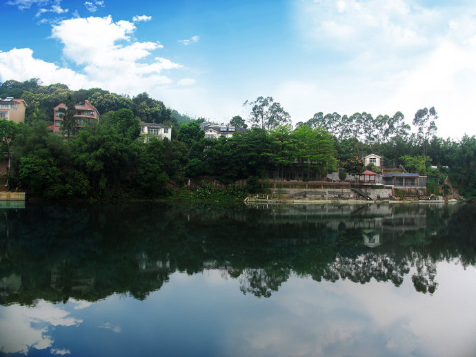 广州市天鹿湖甲子园养老院丨依山傍水的天然养老中心