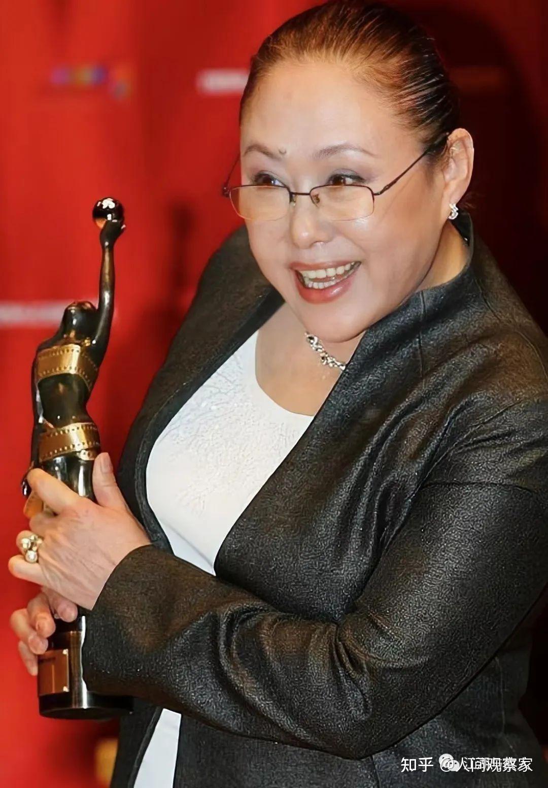 2022年第40届香港电影金像奖获奖名单公布谢贤刘雅瑟分获影帝影后你对