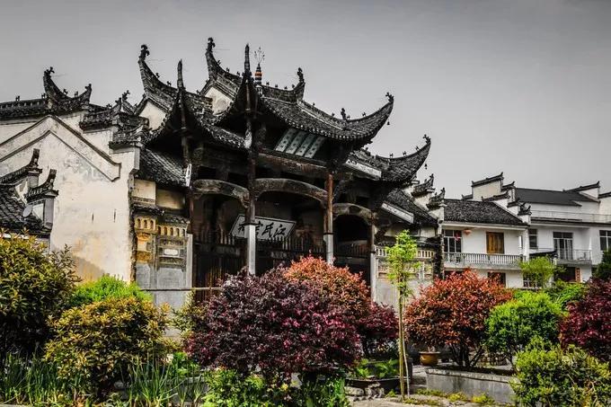 安徽这座740年历史的古村落,非常小众,却是皖南旅行首选地! - 知乎