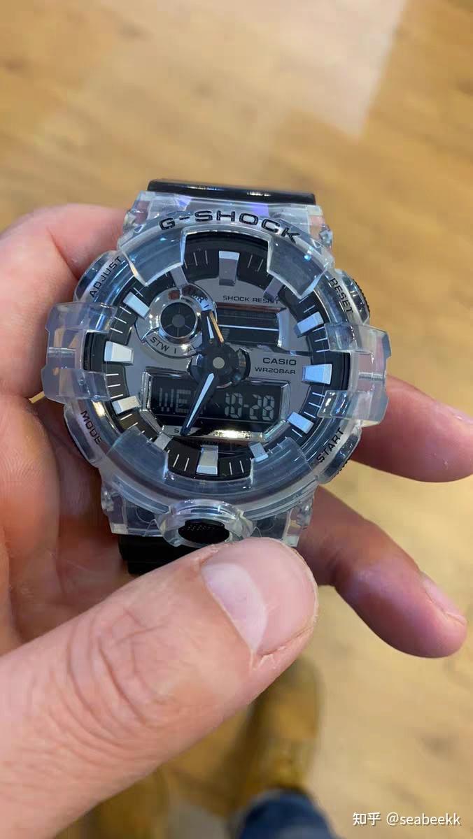 可以帮忙看下这个表是真的假的吗代购的卡西欧冰韧