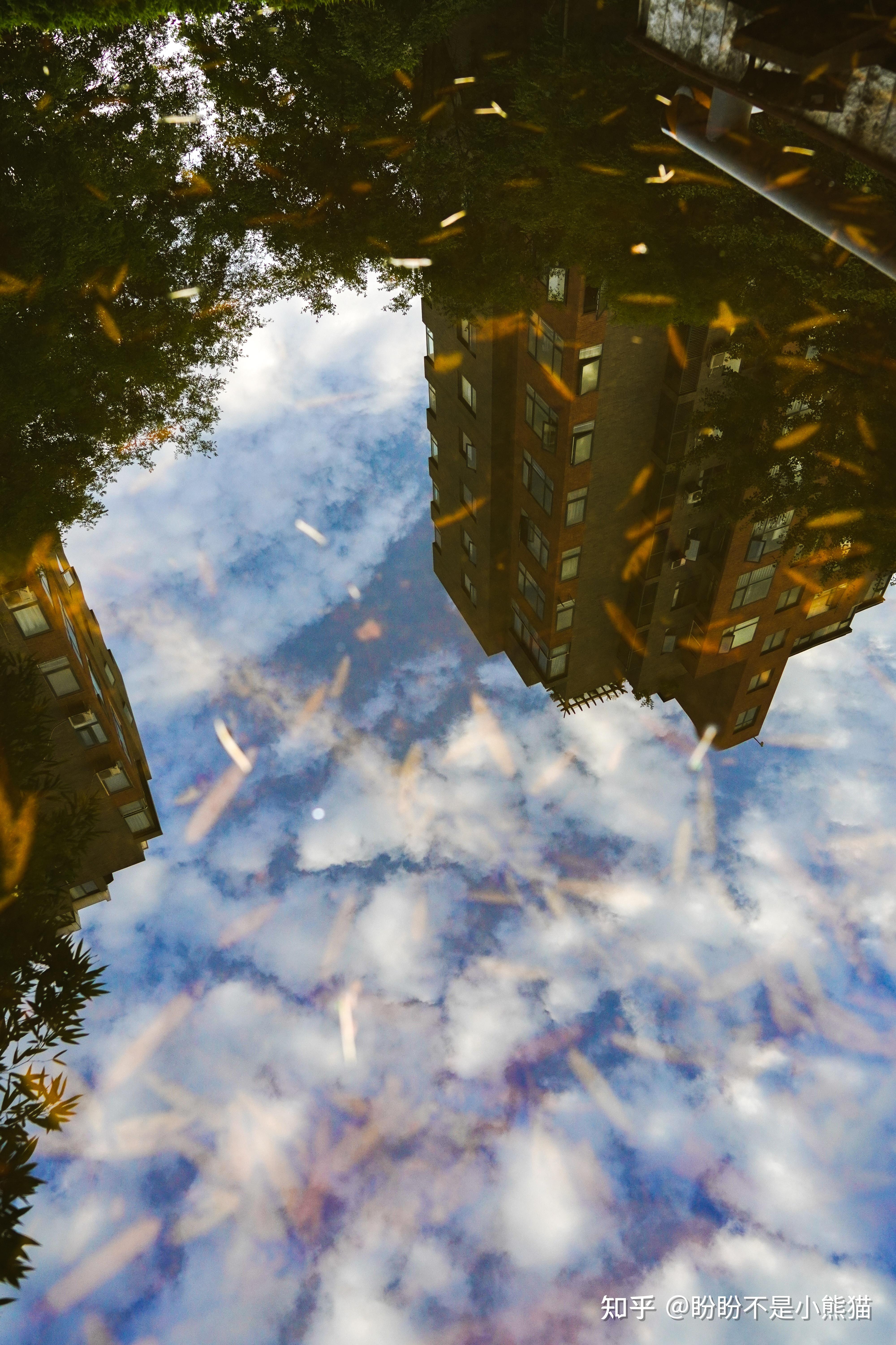 摄影入门想买索尼a6400可预算不大够在犹豫着镜头是套机还是一步到位