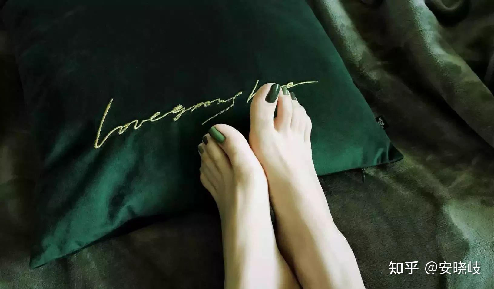 女生的脚真的不臭吗? - 知乎