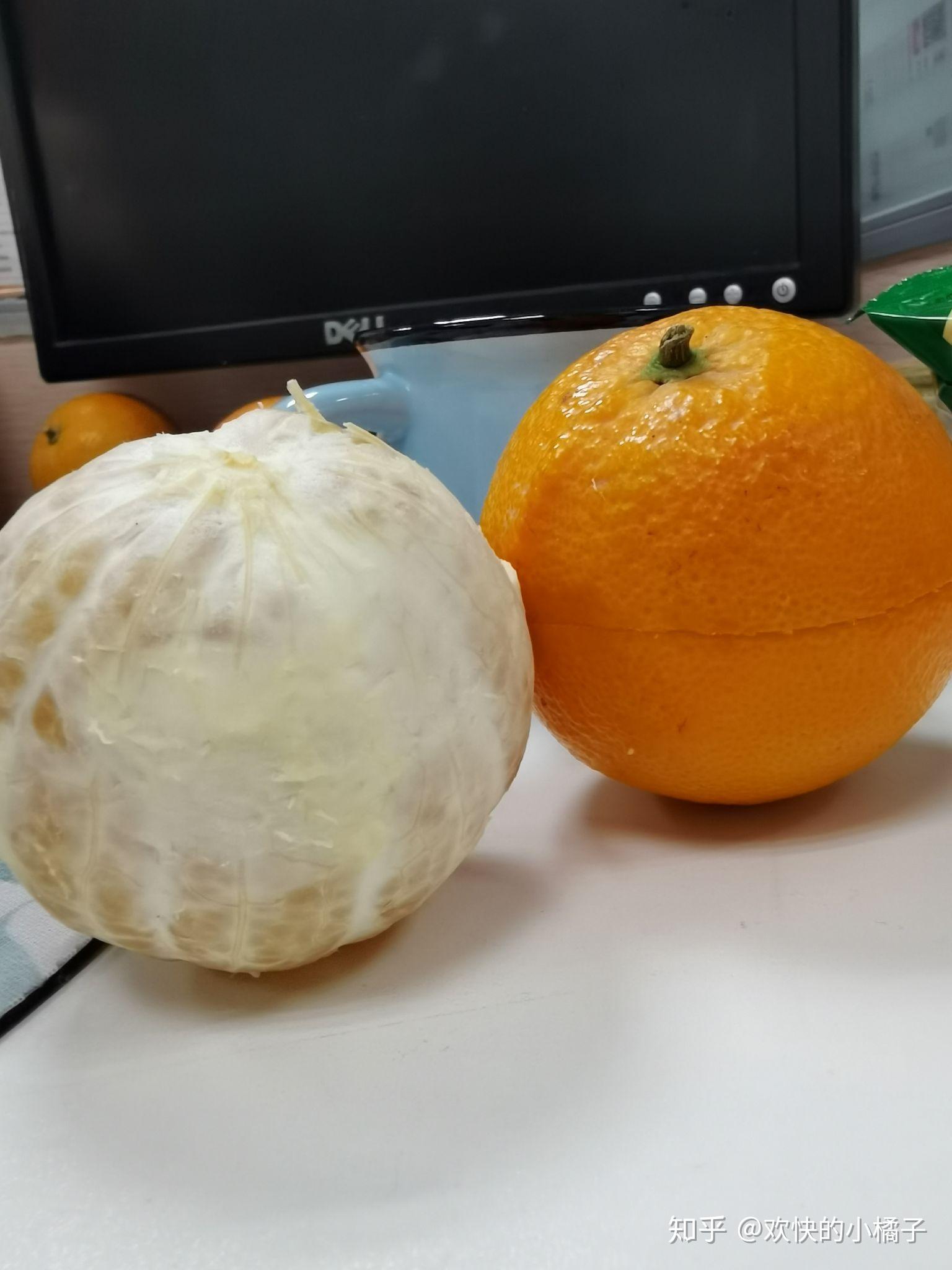 你们觉得赣南脐橙应该怎么剥? 