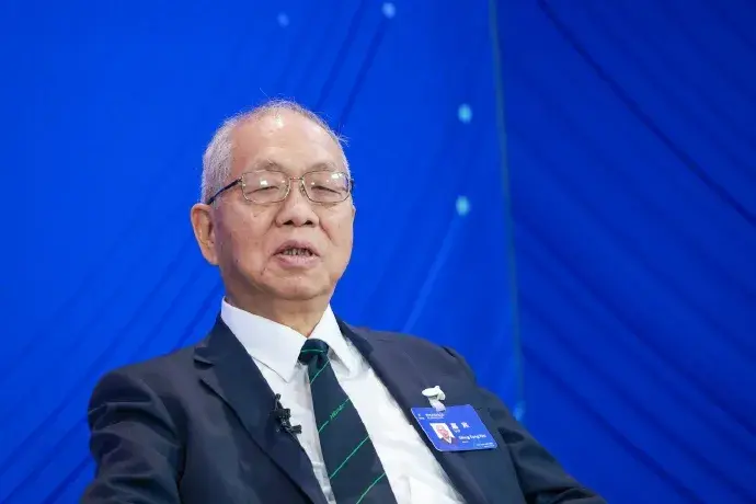 如何看待丘成桐回应「清华求真书院有学生未过考核」称将进一步改革招生方式，希望招到真正热爱数学的学生？