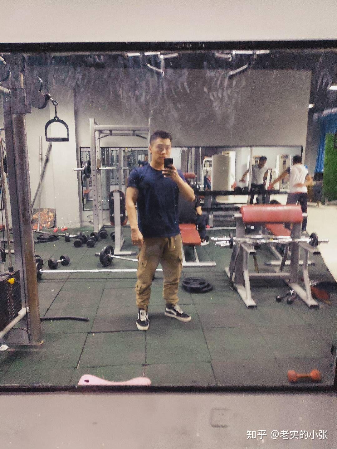 想问一下,身高180,体重170斤的男生是真的很胖吗?