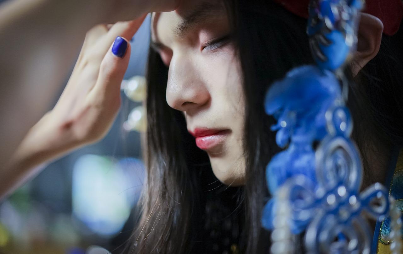 2. 日常妆容教程