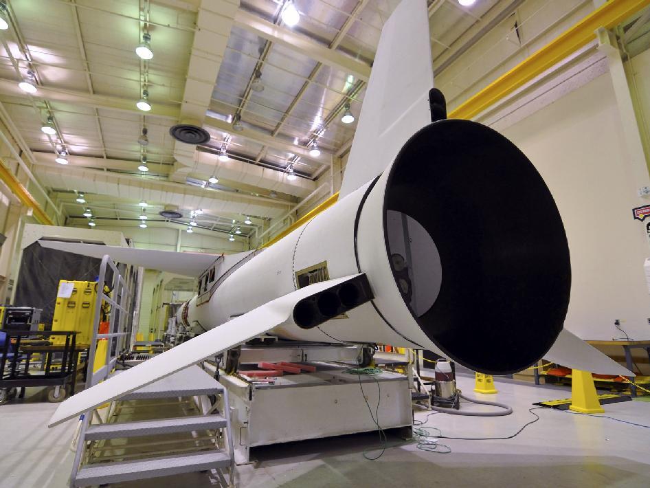 为什么中国的运载火箭大多数带小尾翼? - 知乎