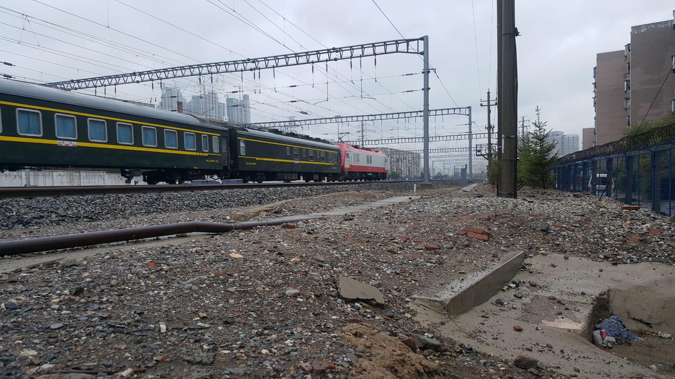 ss9小号车(0004除外)和ss9大号车(0045开始)有什么详细区别? - 知乎