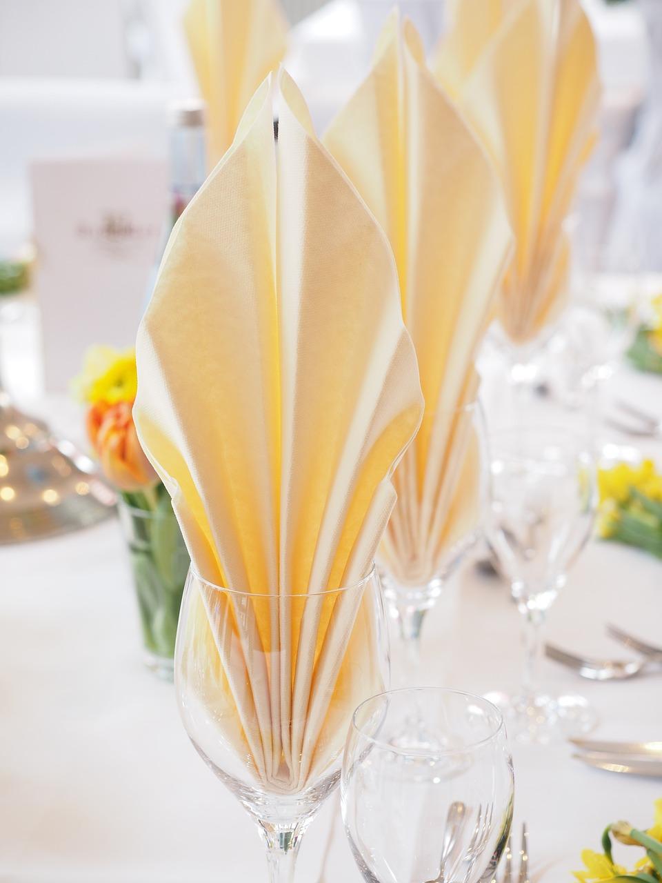 家里举行婚礼如何装饰