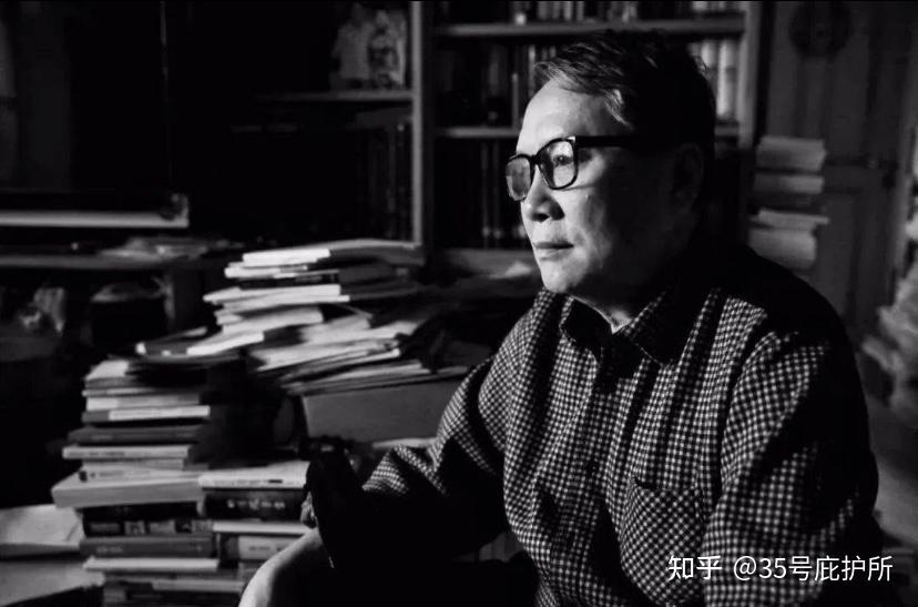 秦晖,1953年12月生,清华大学人文社会科学学院教授,现为香港中文大学