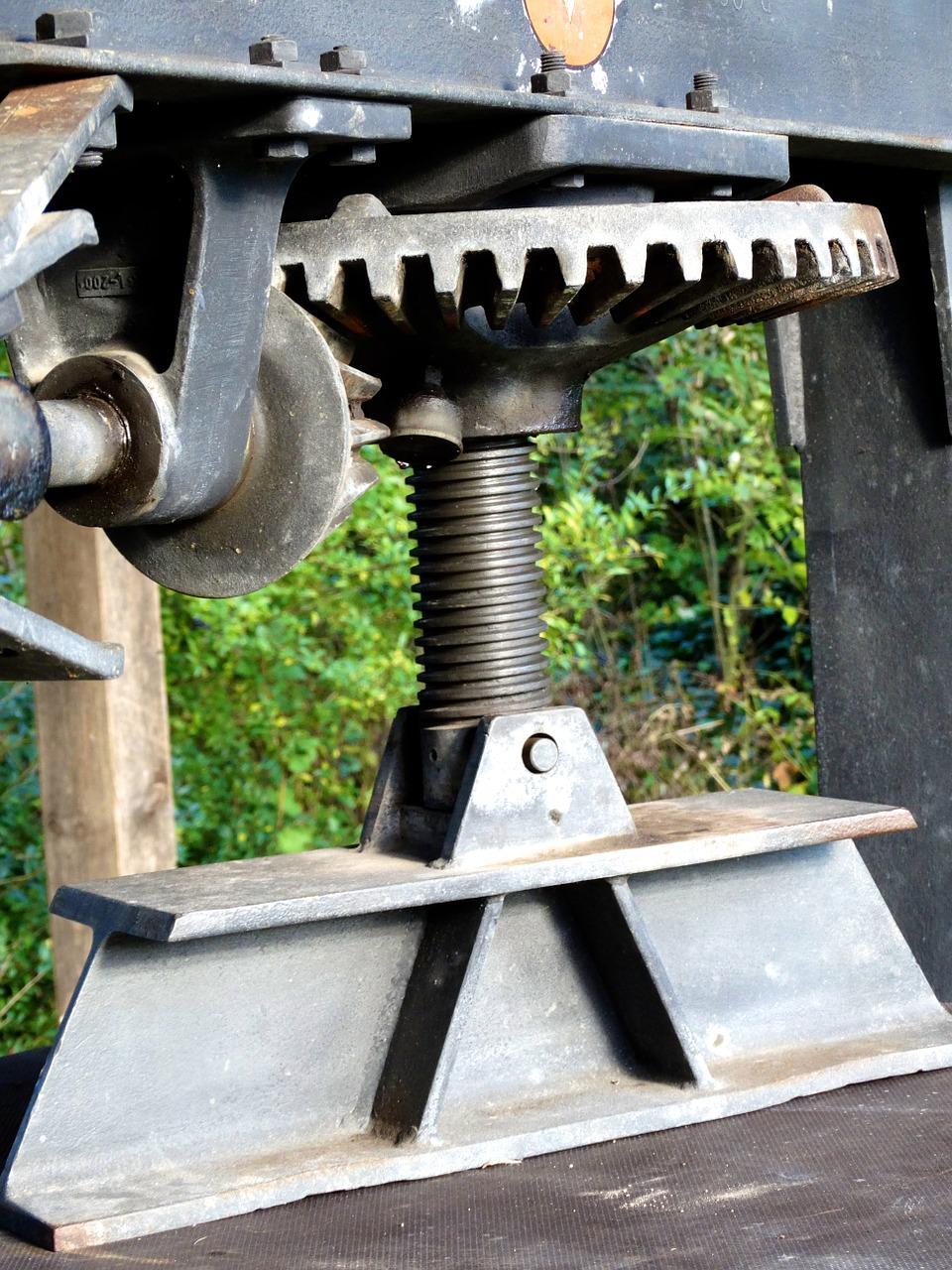 2. 传动管材质种类