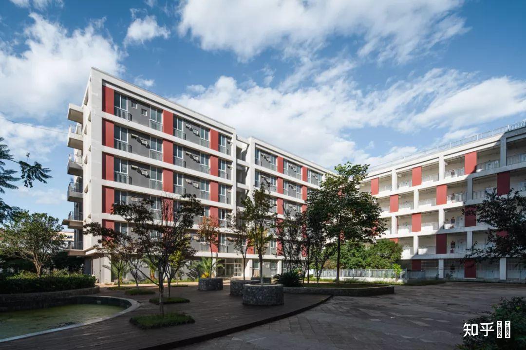 想看看各位对昆明行知中学的看法是什么样的