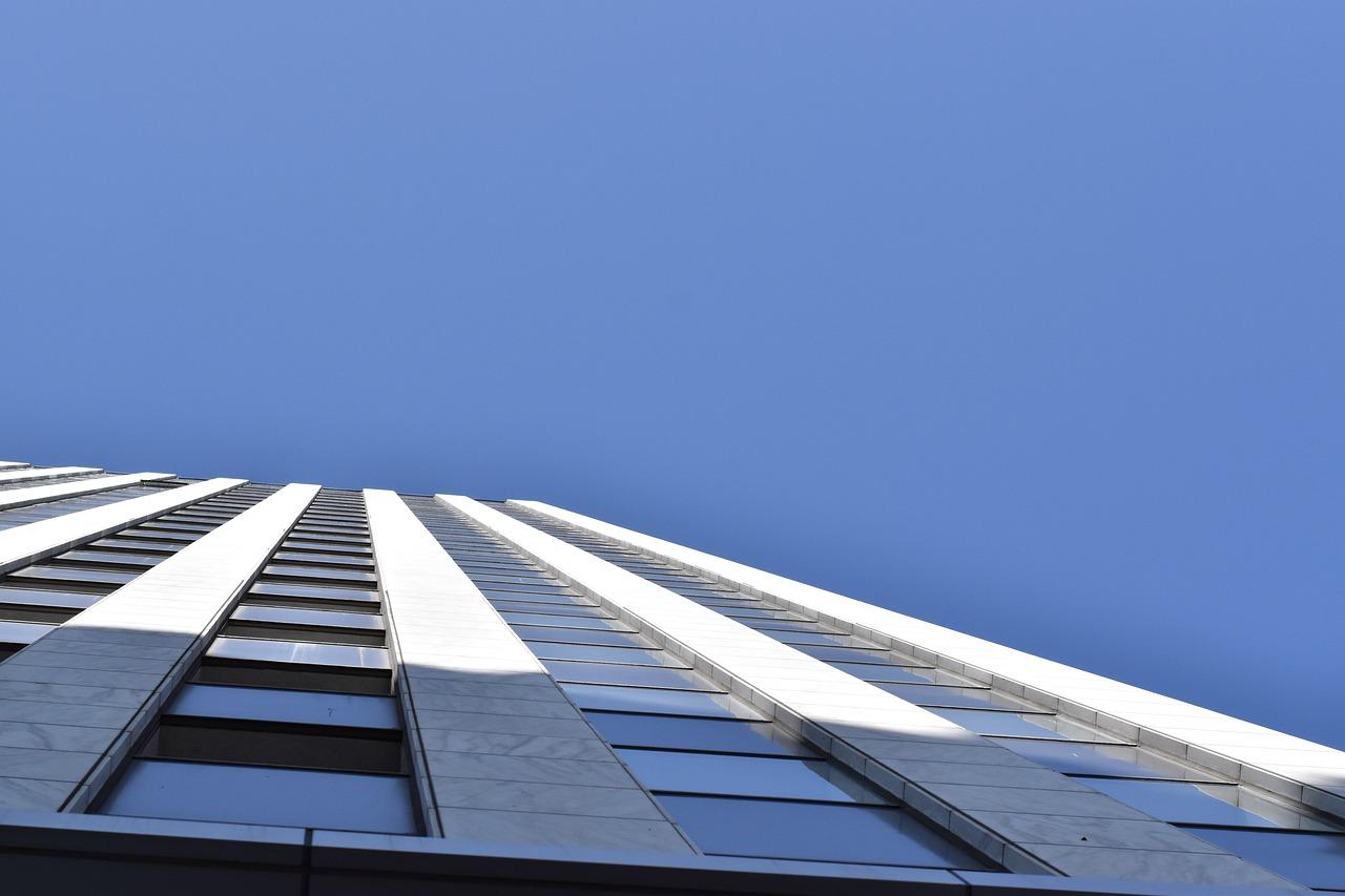 项目进展分析：乡镇工作亮点与不足