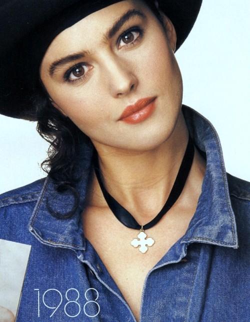 怎么评价莫妮卡贝鲁奇monicabellucci这个演员