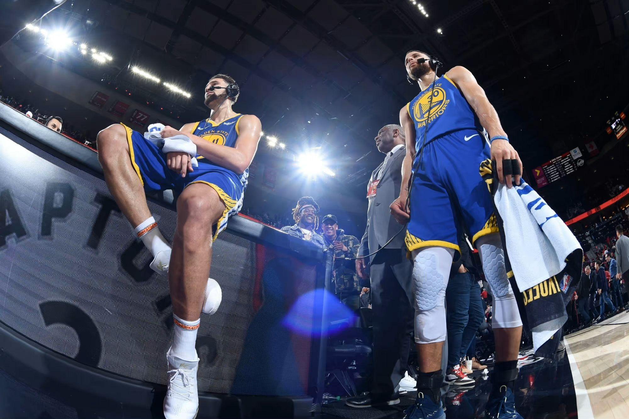 有没有水花兄弟的特帅图片分享一下?