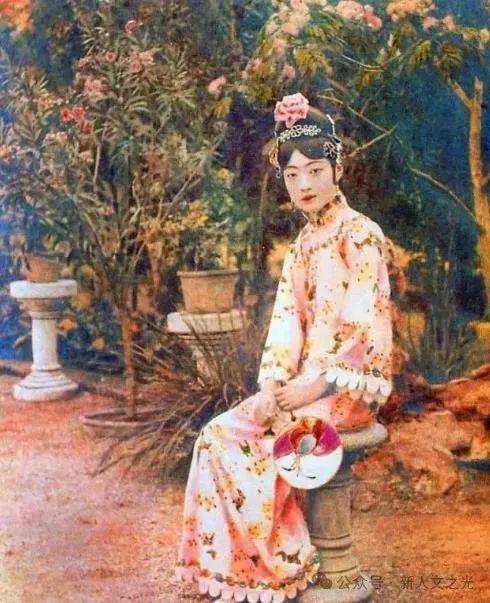 历史人物丨末代皇妃文绣:在民间隐姓埋名生活多年,1953年去世 - 知乎