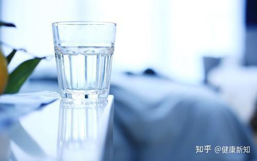 为了健康,夏天热茶和冰水哪个更解暑? - 知乎