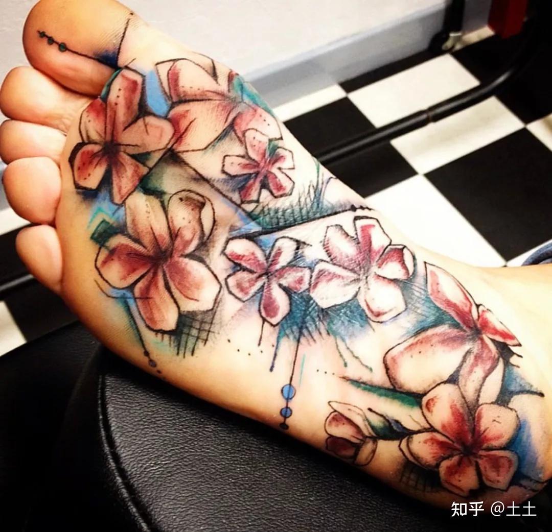 有没有脚底纹身的图? - 知乎