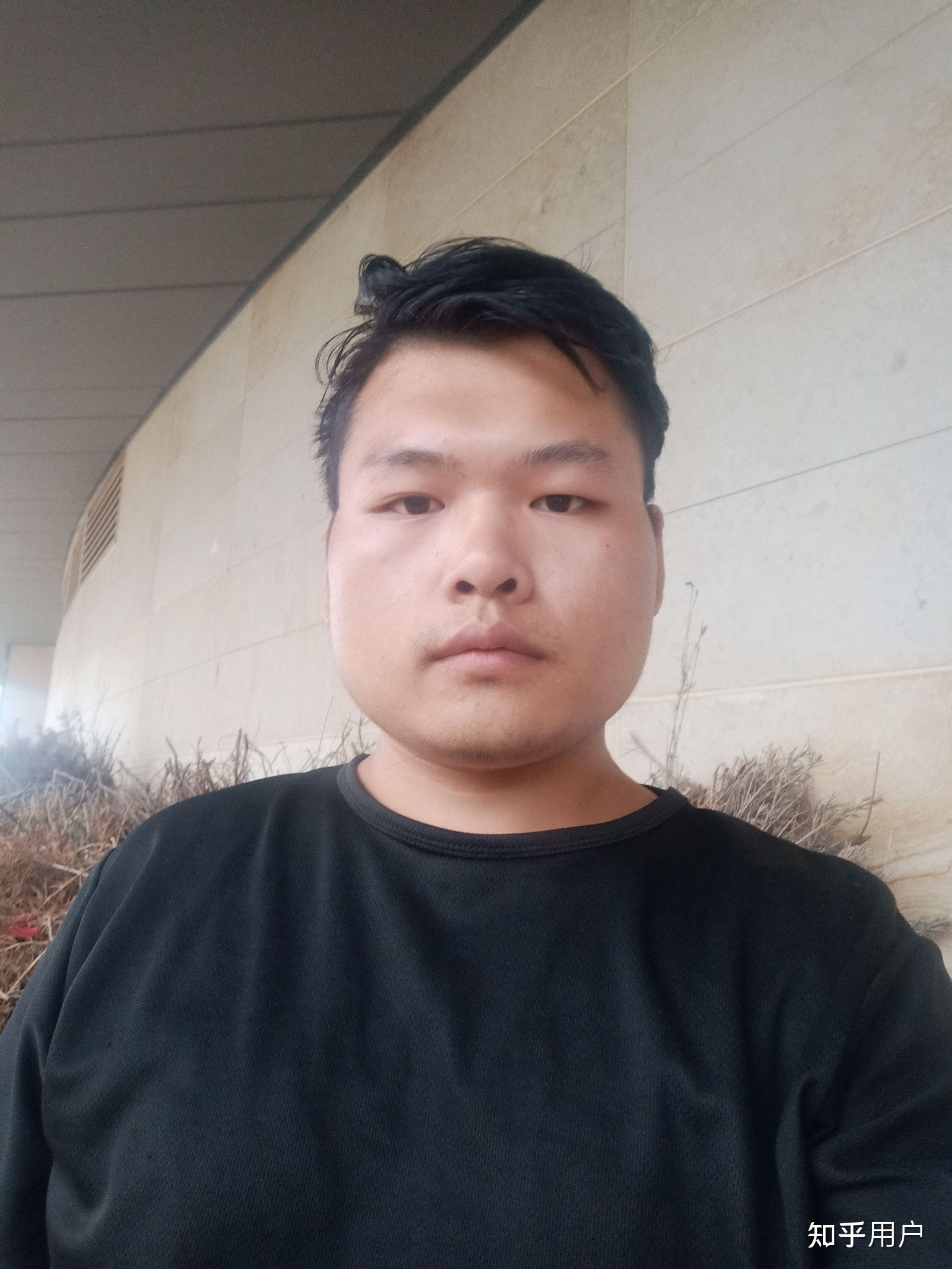 有没有长得丑的男生照片分享一下.我想知道什么样算丑 ? - 知乎