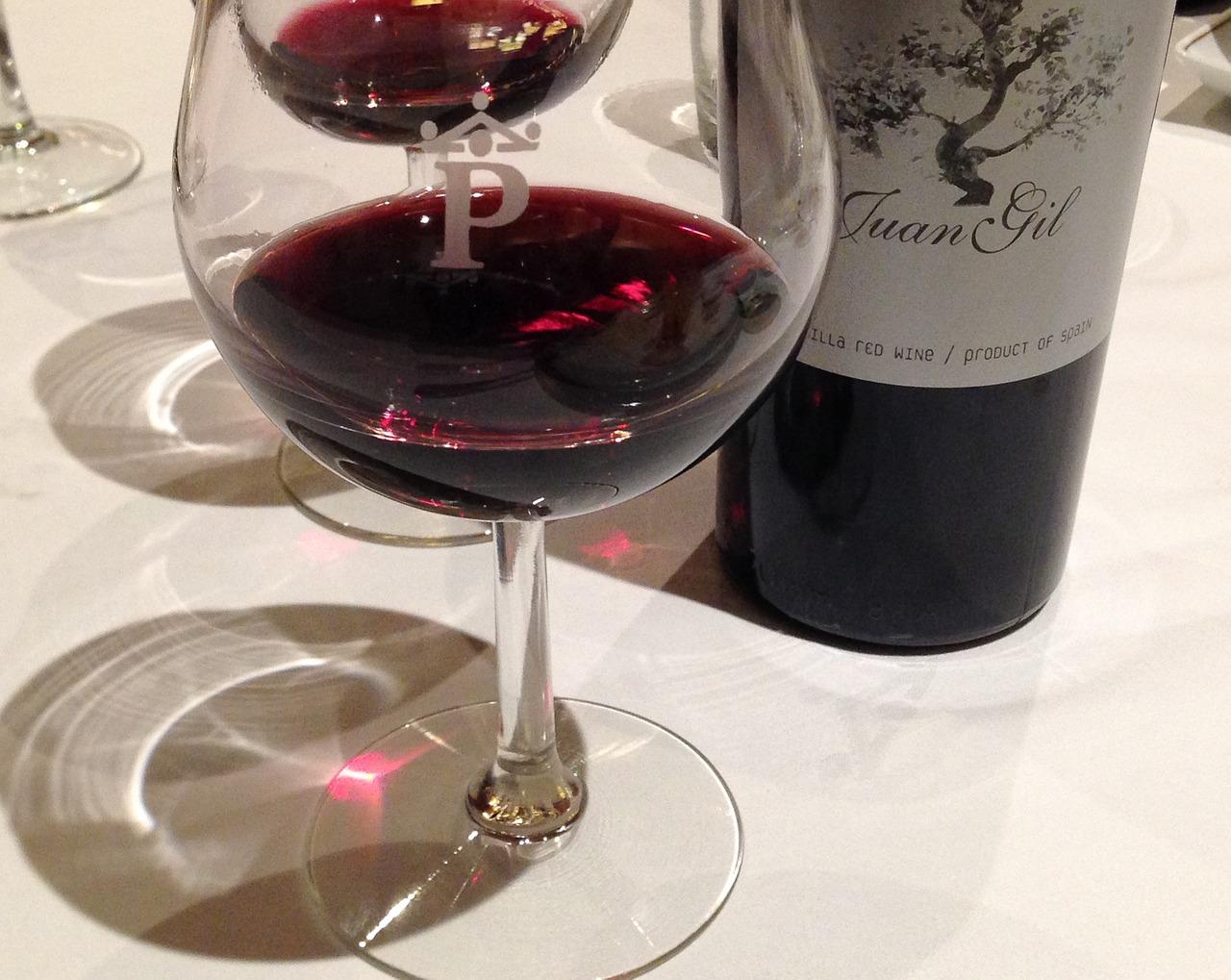 4. 木质红酒架成本