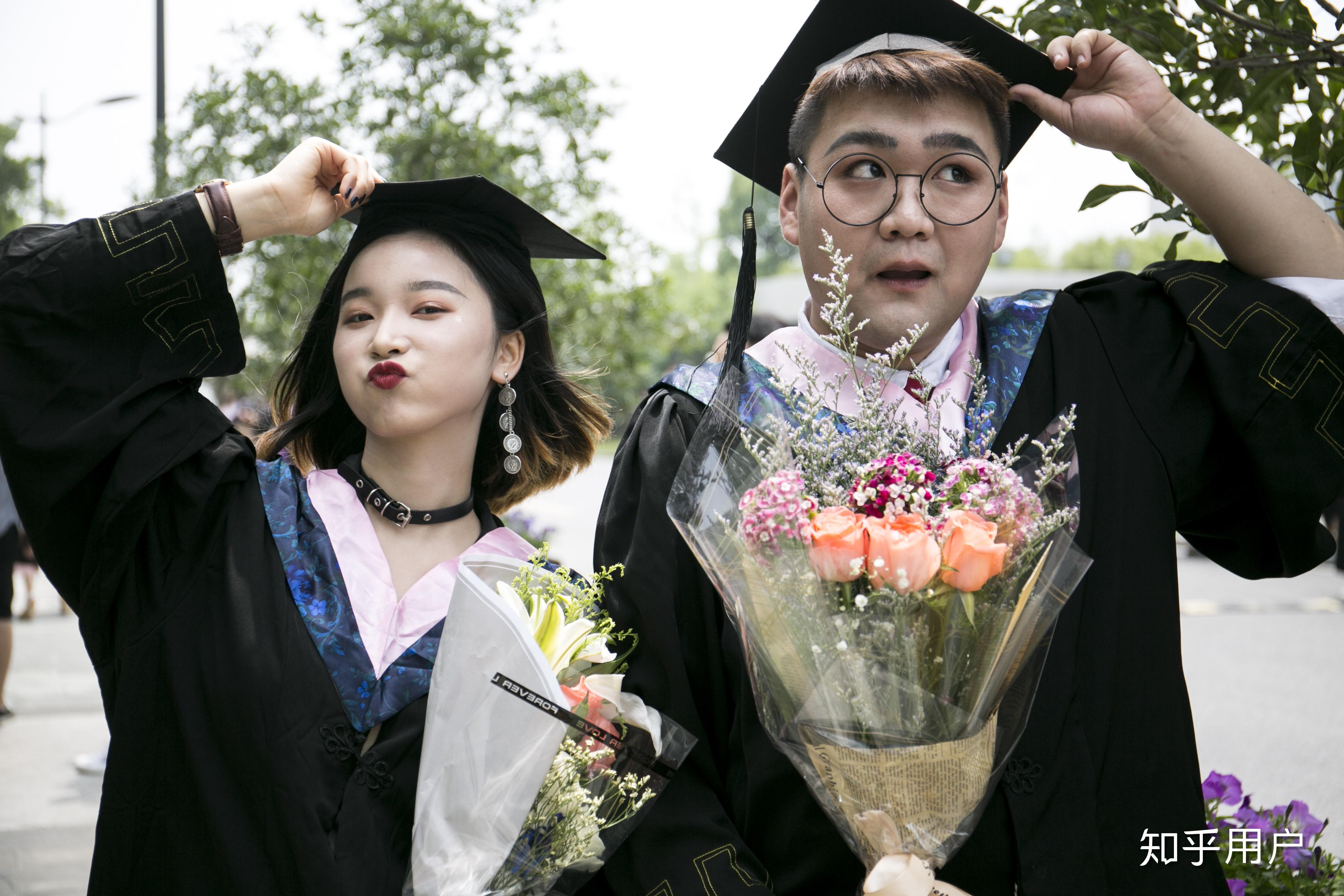 毕业照要怎么拍才好看