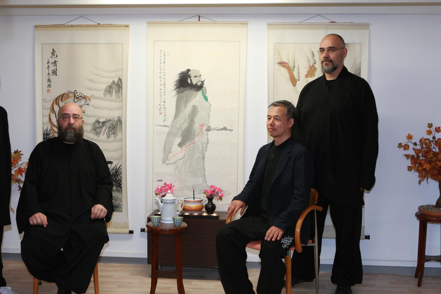 南乡子似水年华雅典遇欧阳炯体中华新韵