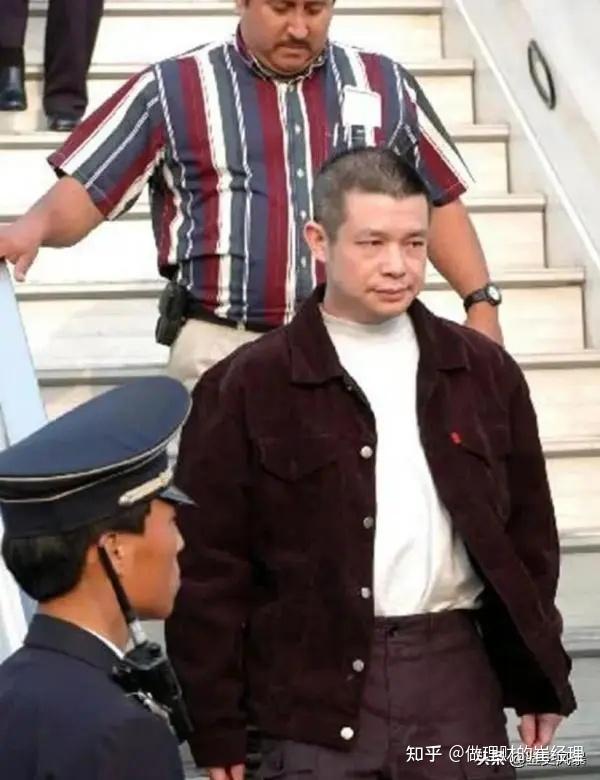 三个贪污行长让妻子改嫁去美国拿绿卡,受尽凌辱仍成阶下囚 - 知乎