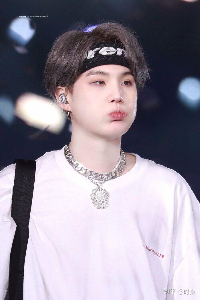 有没有bts的神图啊