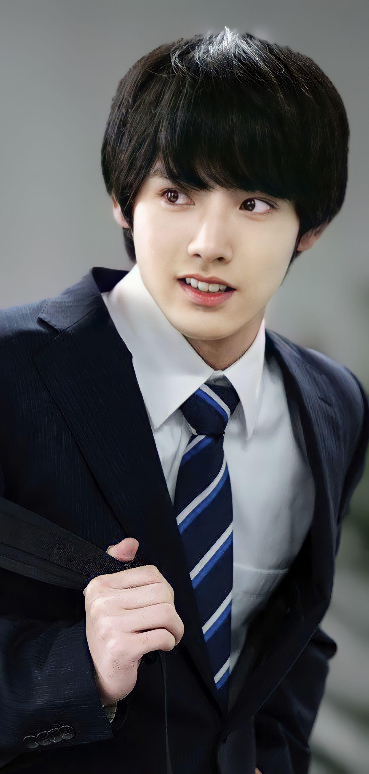 如何评价赤楚卫二? - 知乎