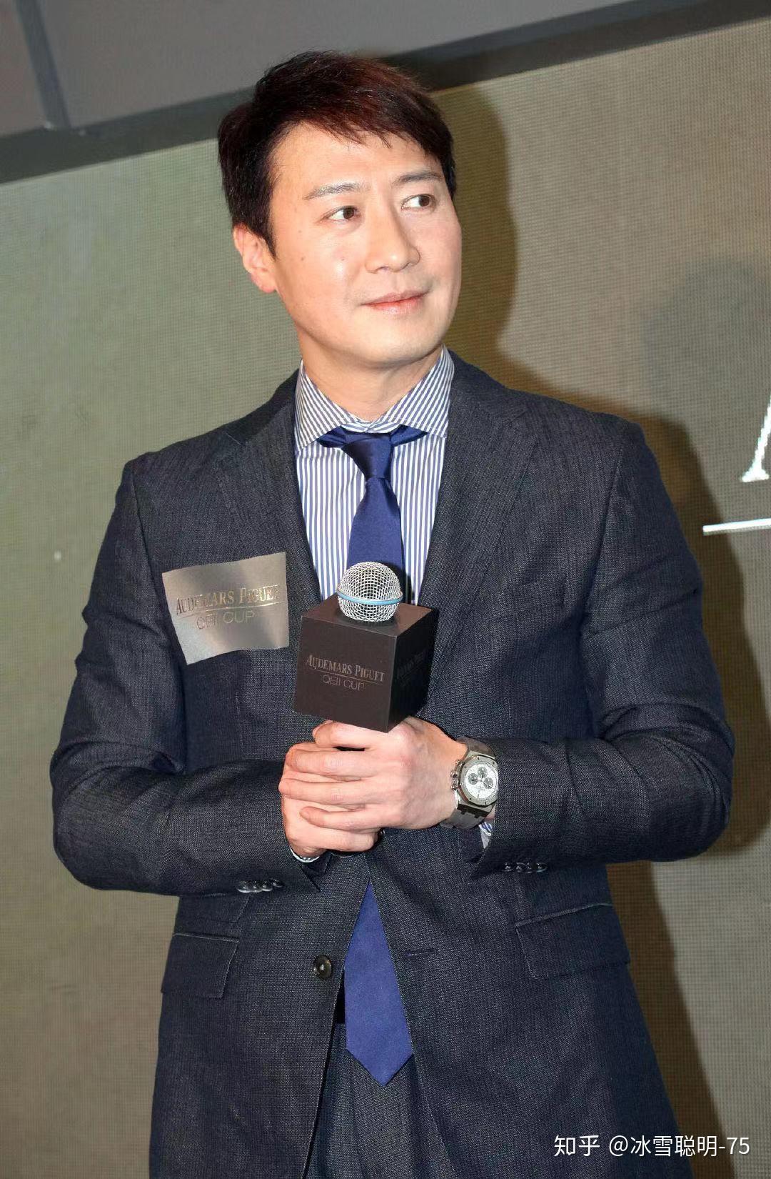 能不能将黎明哥哥帅气的图片秀出来