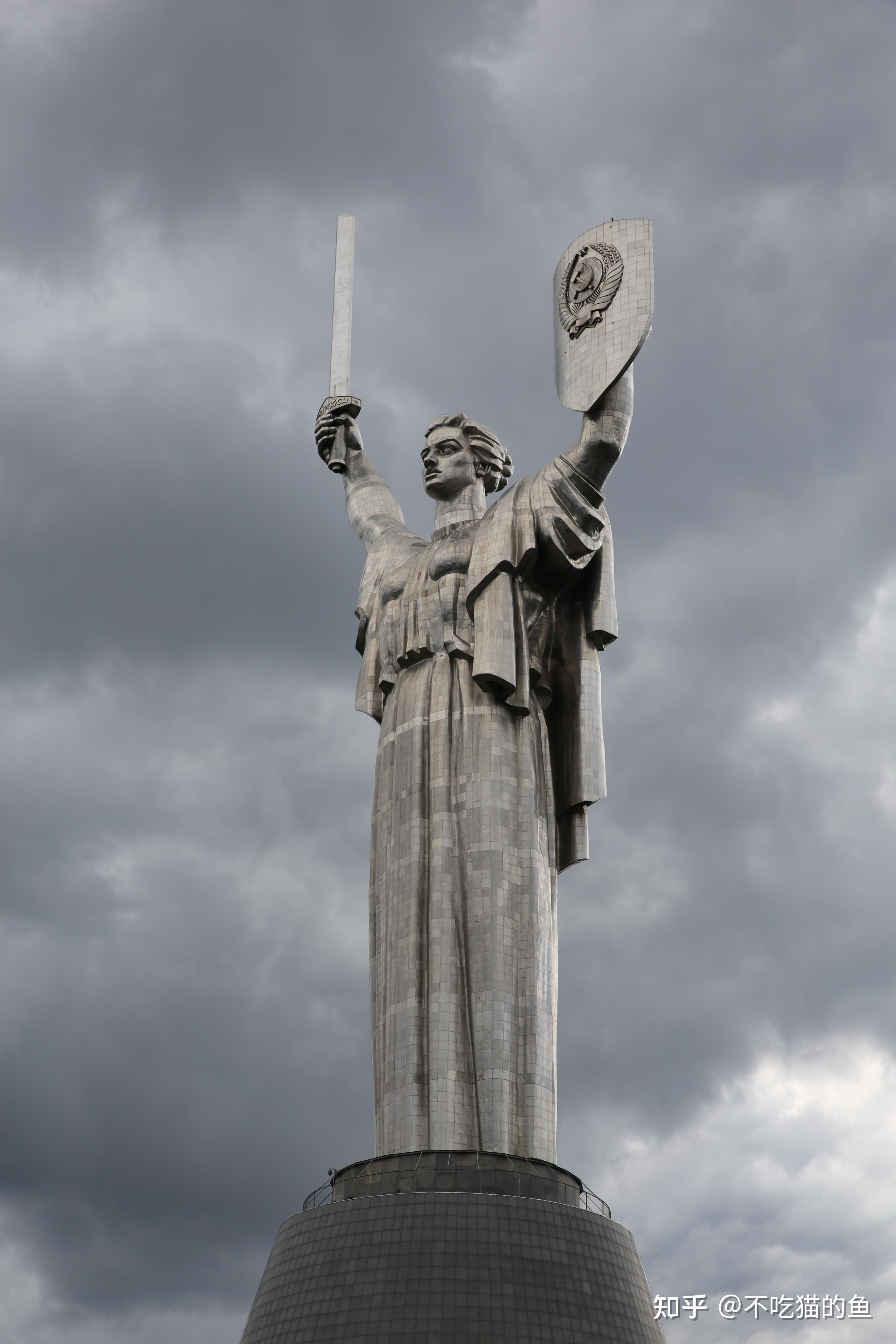 苏联雕像 母亲图片