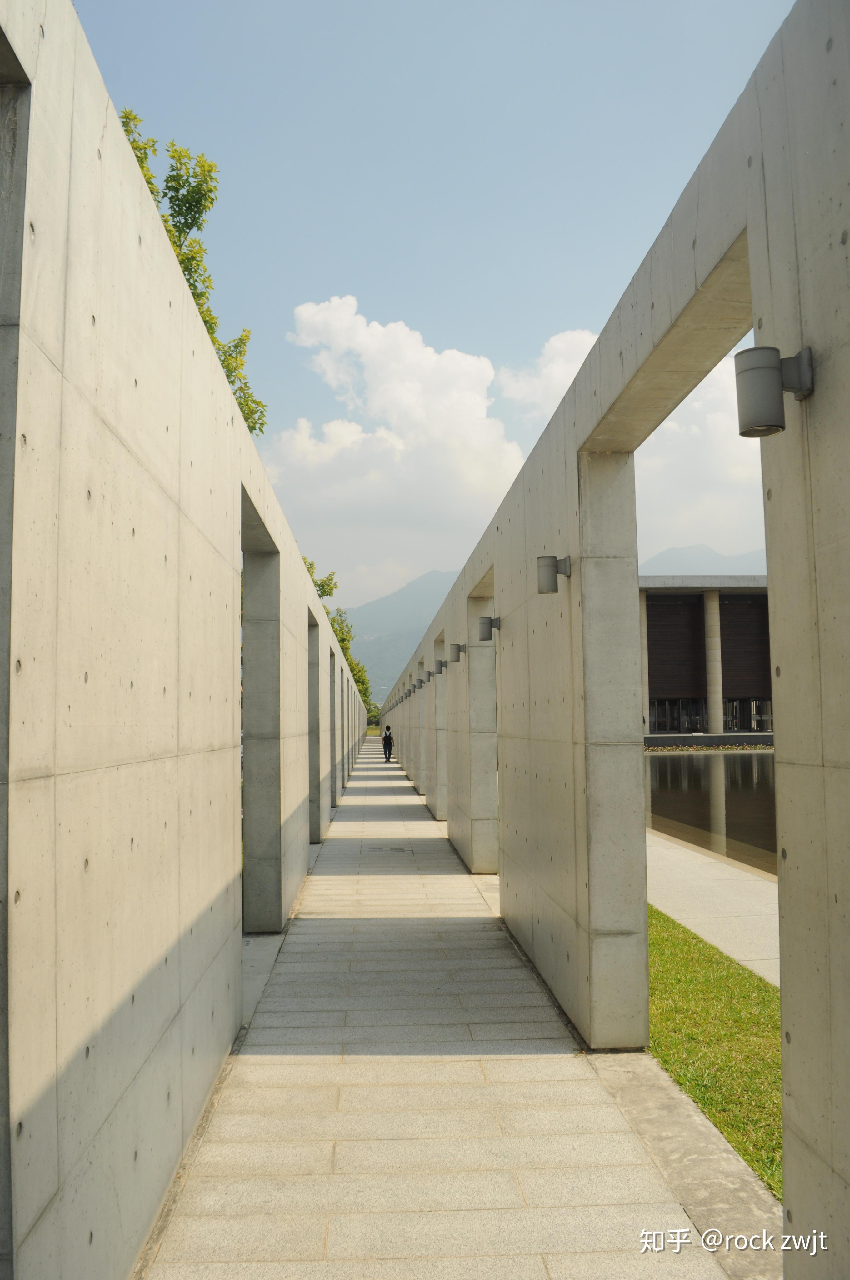 如何评价台北农禅寺水月寺建筑设计