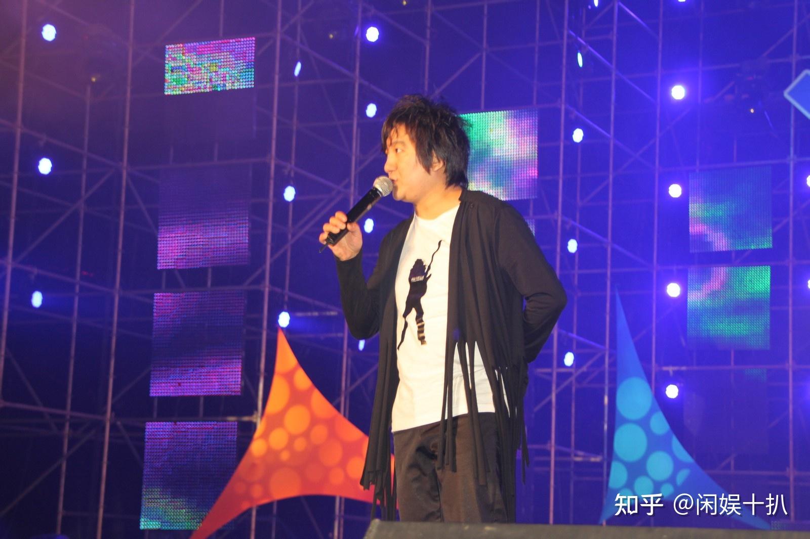 歌手杨臣刚：一首歌赚1.7亿，爆红后却被骗光资产，他现状如何？ - 知乎