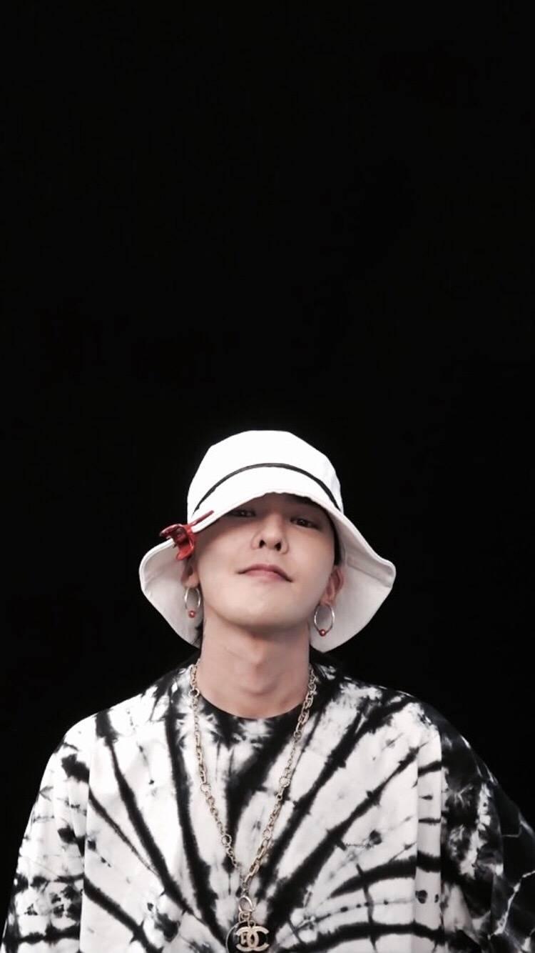 权志龙的哪些图片让你忍不住拿来做头像做壁纸