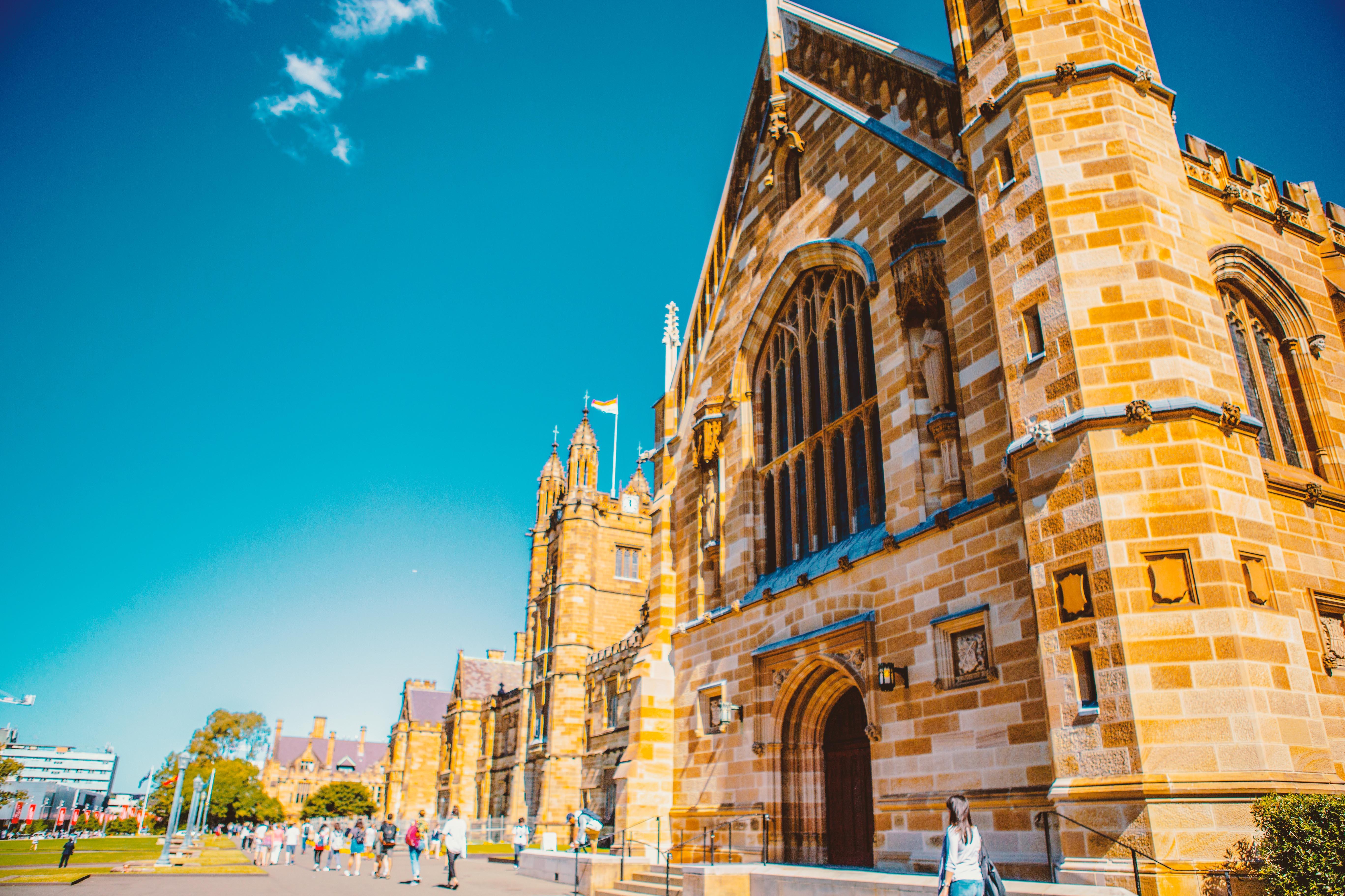 在悉尼大学 (university of sydney) 就读是怎样一番体验? 