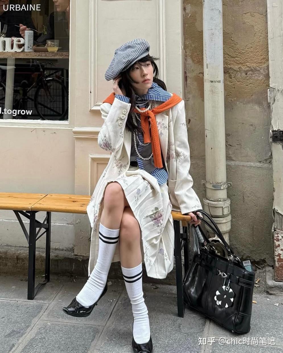 博主lovjfann的个性穿搭,色彩丰富,叠穿精致,每一套都很亮眼