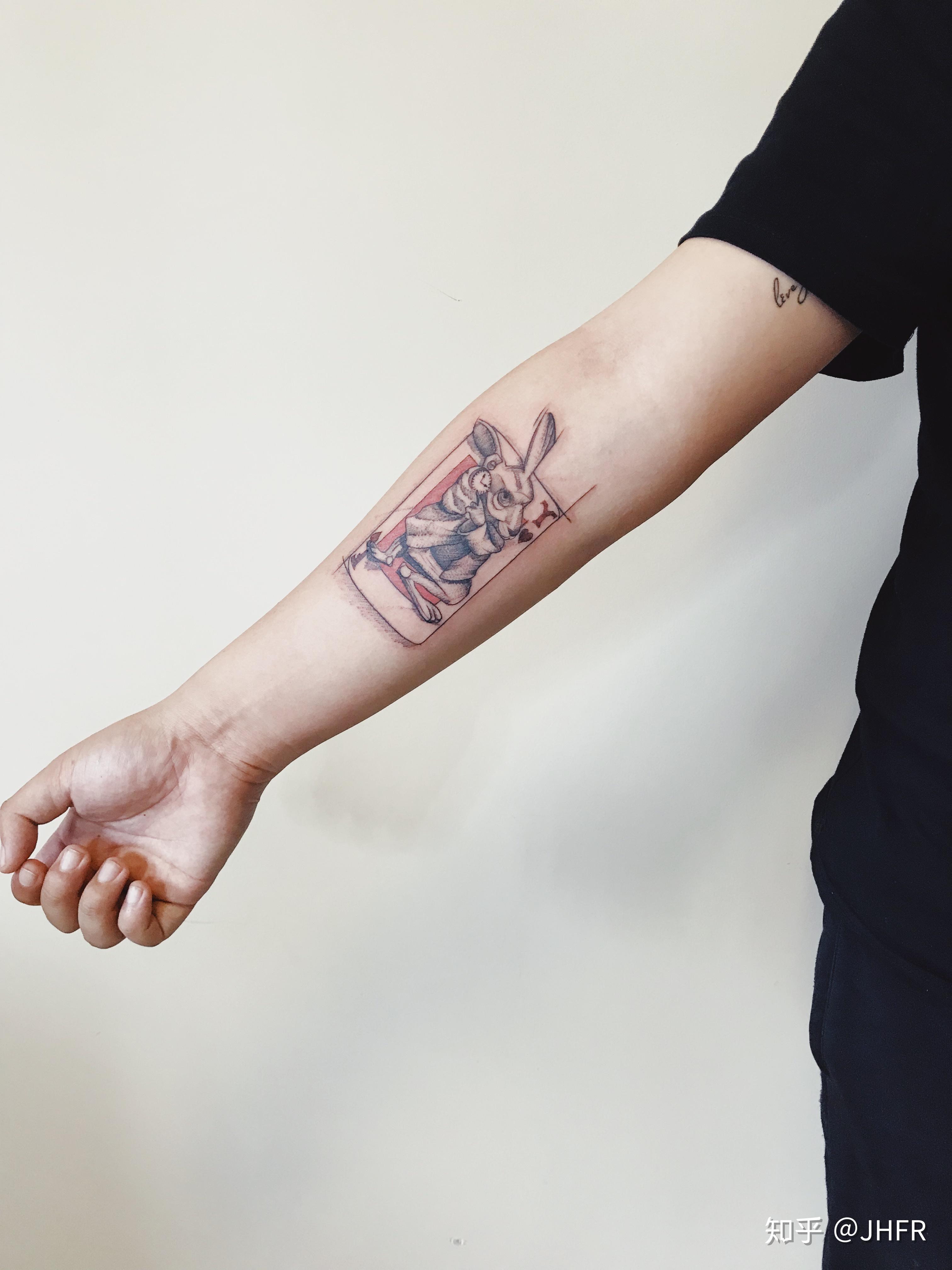 你有没有因为有纹身被特殊对待过