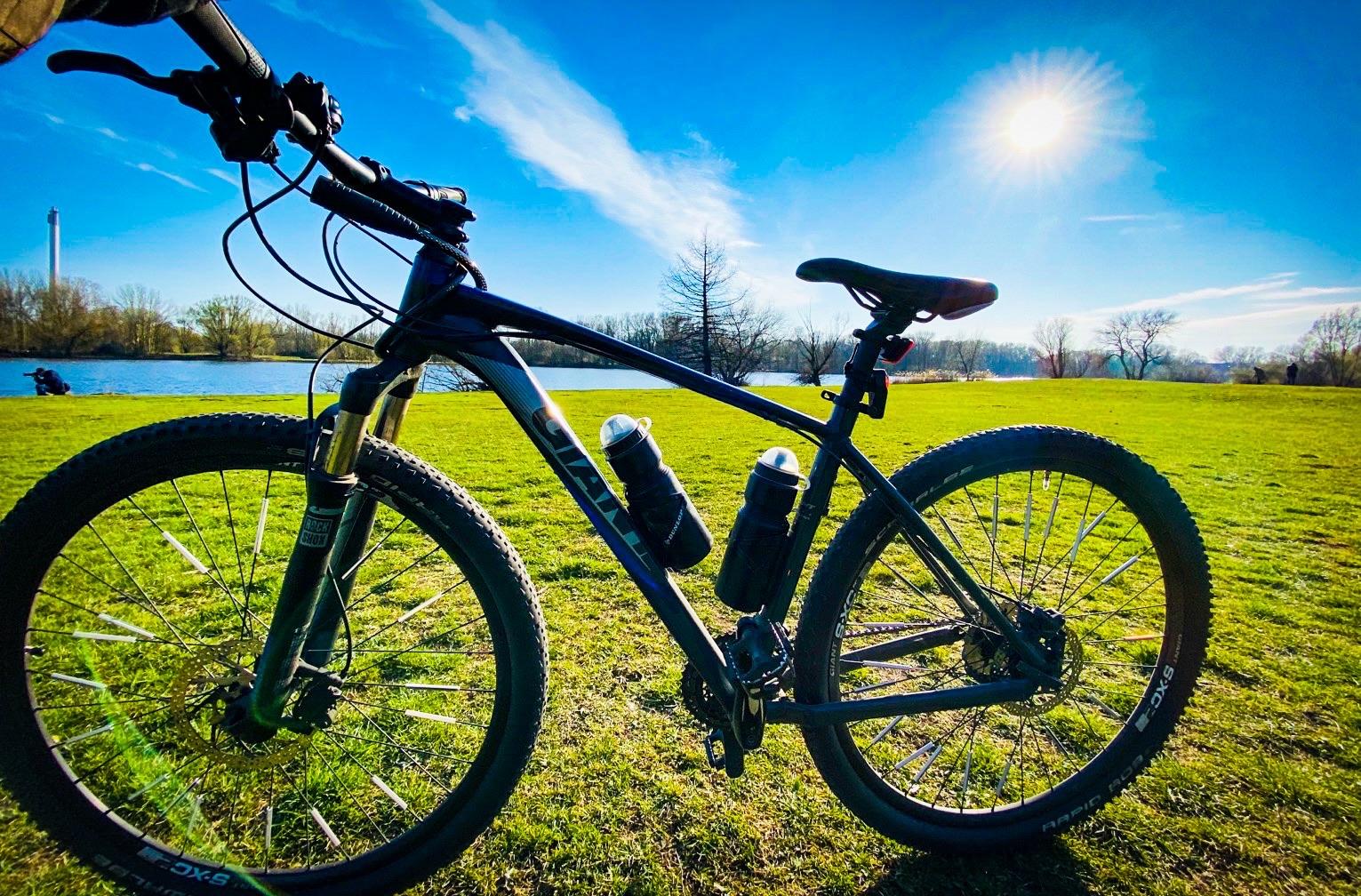 每天通勤单程12公里自行车选通勤好还是公路好