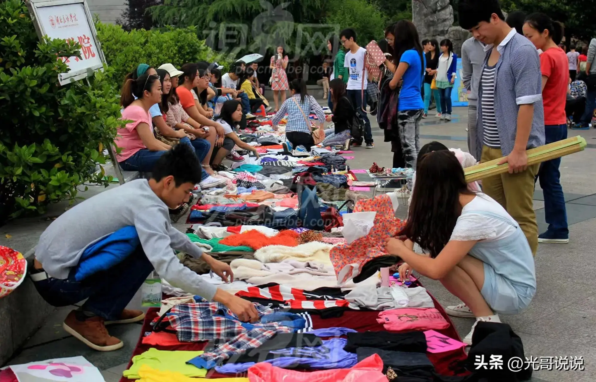 摆摊卖什么赚钱成本又低，适合一个人的摆摊小生意