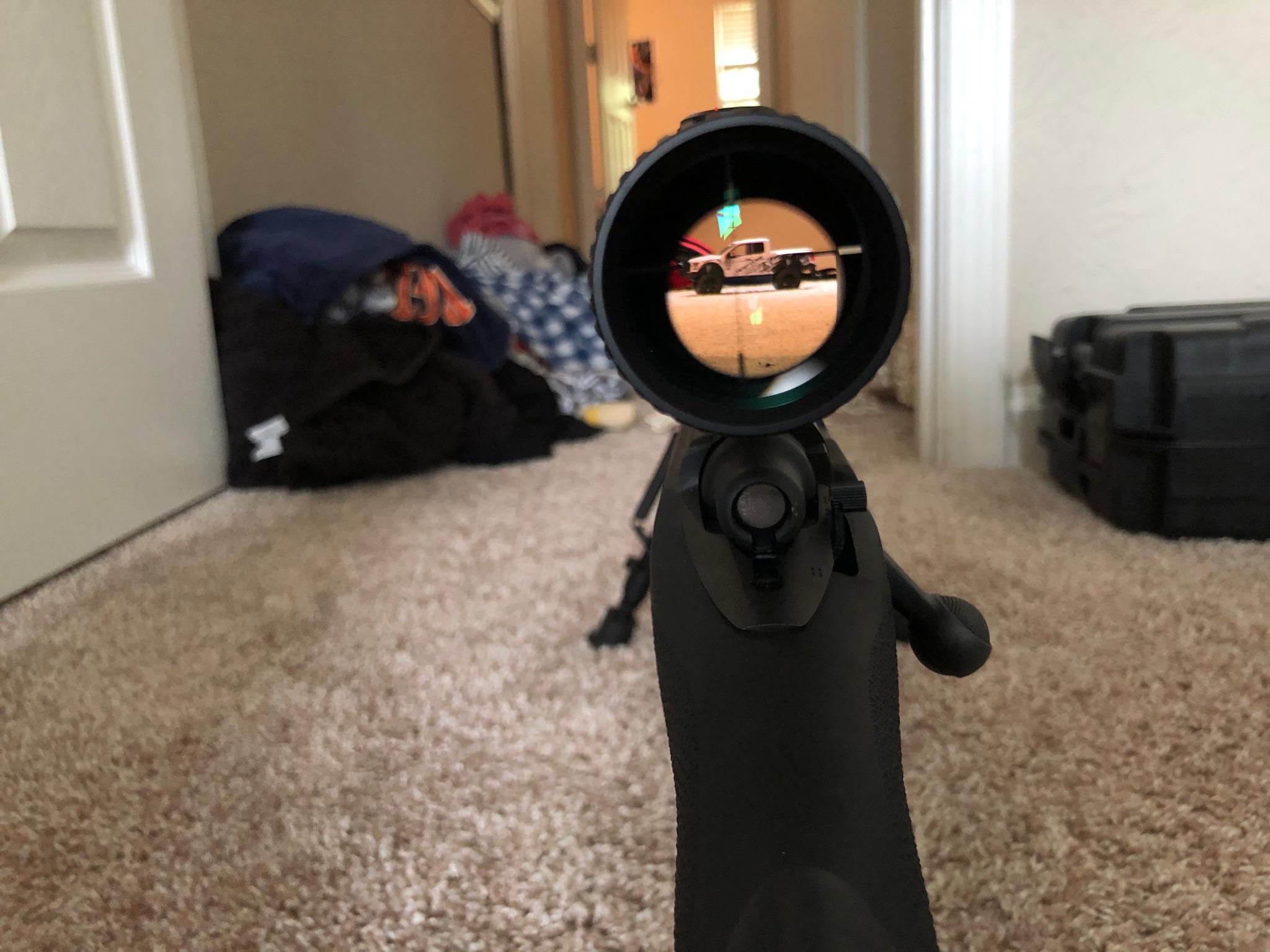 现实中的狙击步枪瞄准镜视野如何