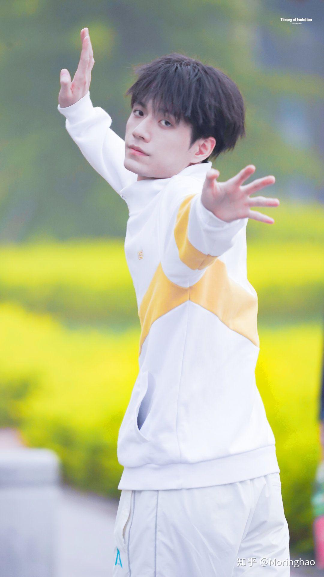 如何评价创造营2019的张颜齐