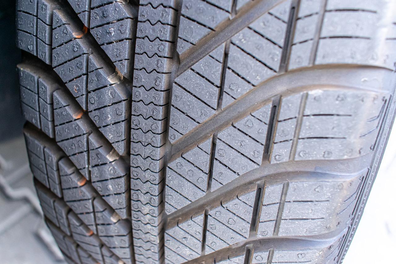 3. 稳定底盘设计