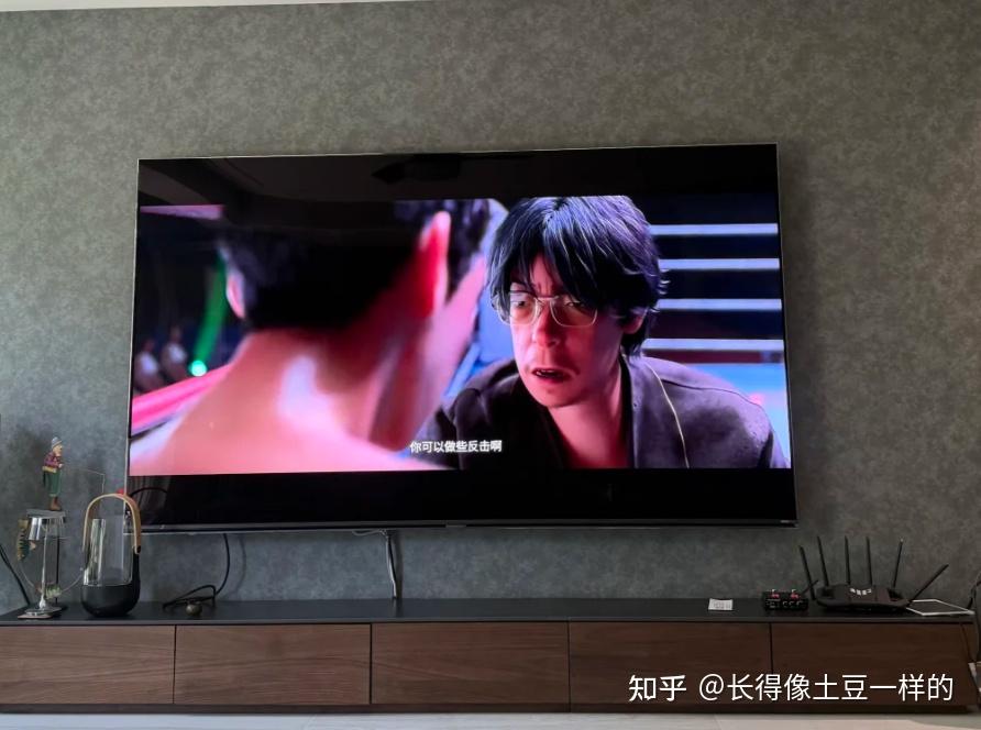 春季家装节100寸巨幕选购攻略来了|海信小墨E5Q Pro、TCL T7L Ultra极限二选一应如何选?深度对比之后我找到了答案