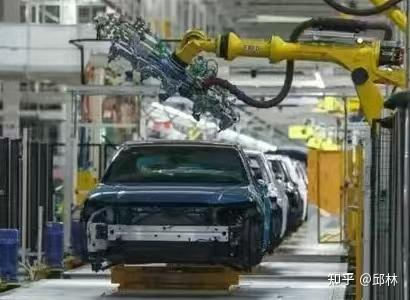 日本汽车一箱油跑1200公里,为何消费者更喜欢中国电动车?