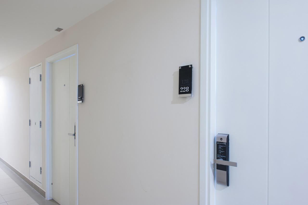 门窗把手坏了怎么办