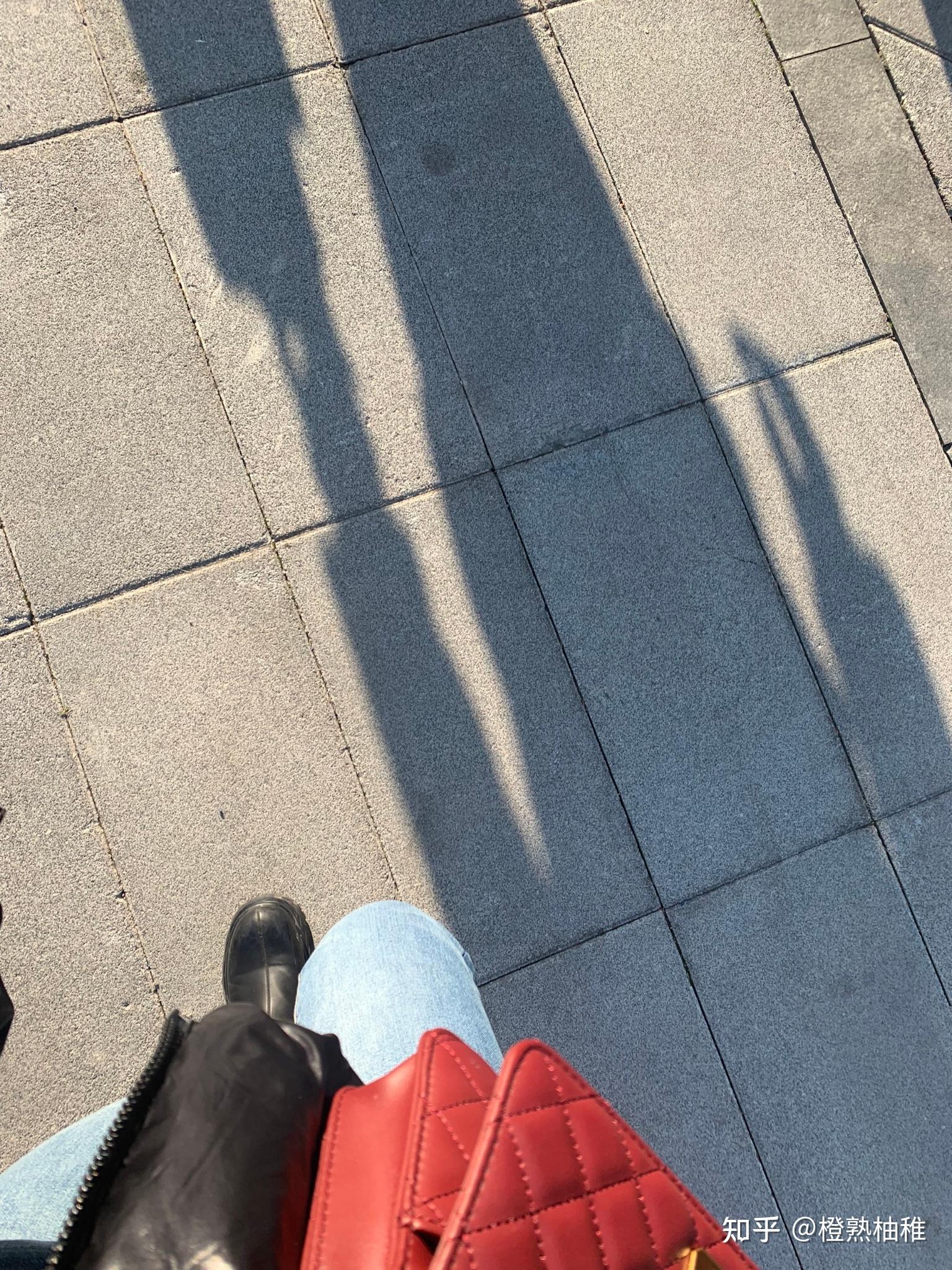 2023年冬天为什么见不到穿长靴的女生