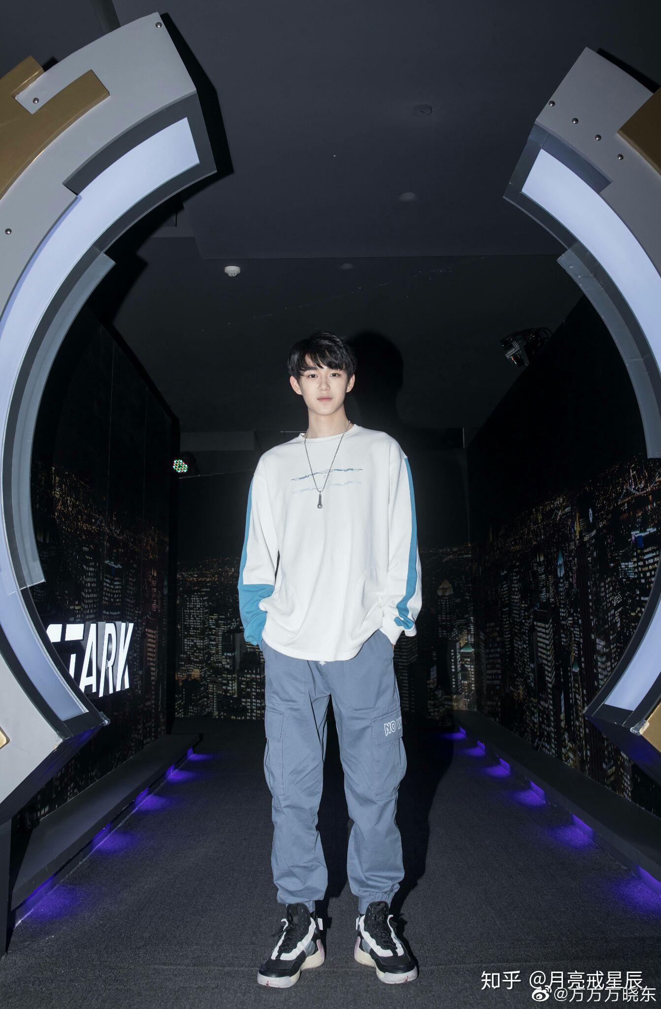 如何评价声入人心第二季的男中音方晓东?