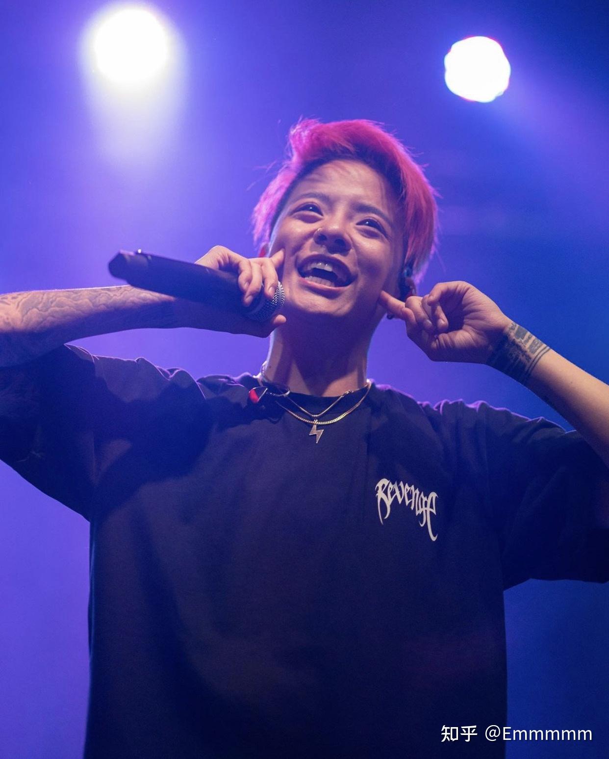 想问一下创造营4的导师刘逸云amber是什么背景