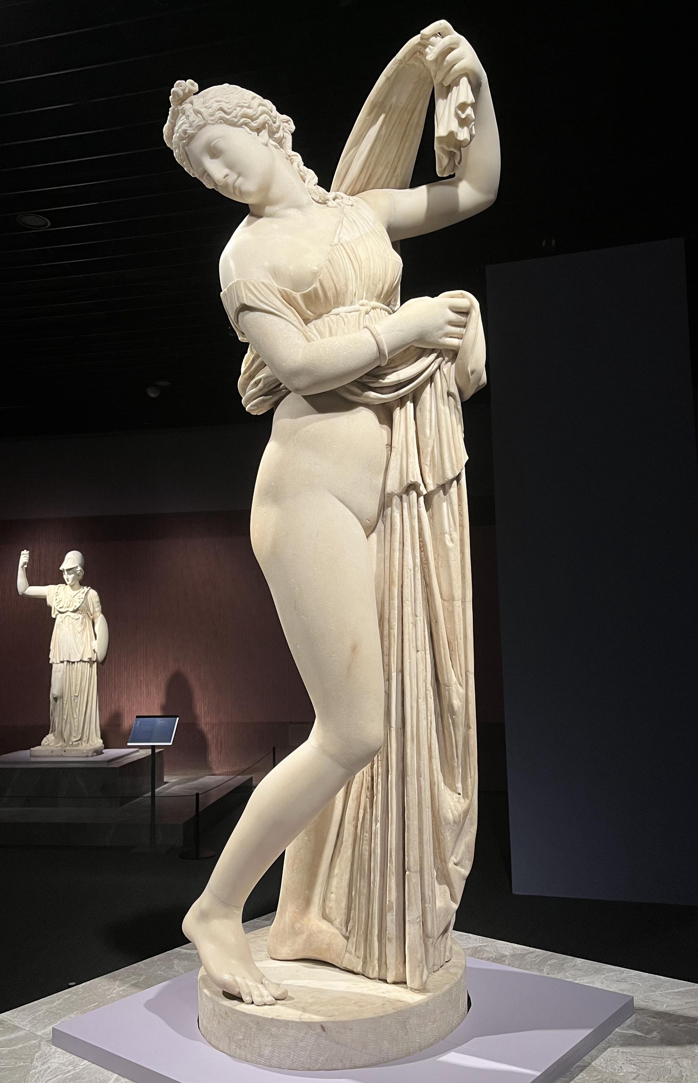 犹太男性都是要施行割礼的,为什么米开朗基罗的大卫雕塑没有反映出这