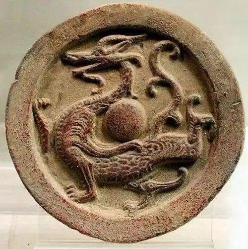 皇汉们是否意识到了他们的旗帜图案的原型实际上是一种建筑附件而不是某个朝代官方的徽印？ - 知乎